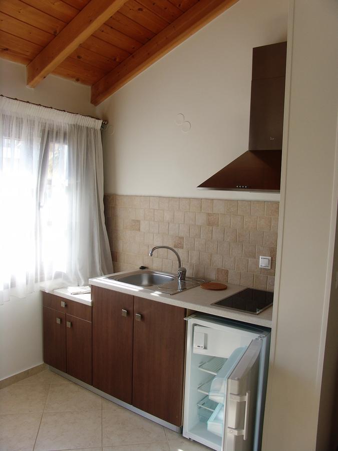 Notis Hotel Számosz Kültér fotó